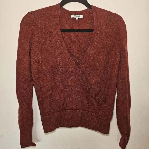 VGUC Madewell Wrap-Front Pullover Sweater in Coziest Yarn Xsmall Heather Scarlet - Picture 3 of 12